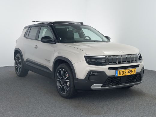 Jeep Avenger Jeep Summit 54 kWh | Achteruitrijcamera | Afdaal assistent | Airco (automatisch) ActivLease financial lease