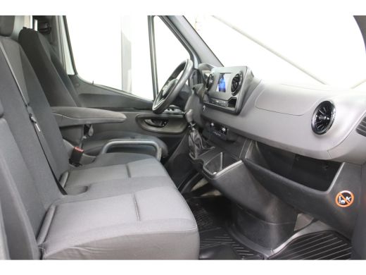 Mercedes Sprinter 514 2.2 CDI KIPPER MET KIST EN 3500 KG TREKHAAK ActivLease financial lease