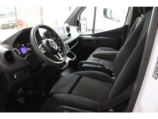 Mercedes Sprinter 514 2.2 CDI KIPPER MET KIST EN 3500 KG TREKHAAK ActivLease financial lease