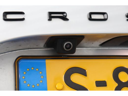Opel Crossland Opel 1.2 TURBO 110PK GS-LINE LEVEL 4 / NAVI / LEDER / CLIMA / AGR / 17" LMV / CAMERA / KEYLESS / ... ActivLease financial lease