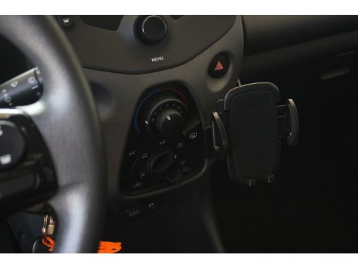 Peugeot 108 Peugeot 1.0 e-VTi Active AIRCO | BLUETOOTH | LED DAGRIJVERLICHTING | 5-DEURS ActivLease financial lease