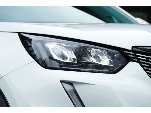 Peugeot 2008 Peugeot 1.2 PURETECH 130PK ALLURE PACK / NAVI / LED / PDC / CLIMA / 17"LMV / CAMERA / KEYLESS / W... ActivLease financial lease
