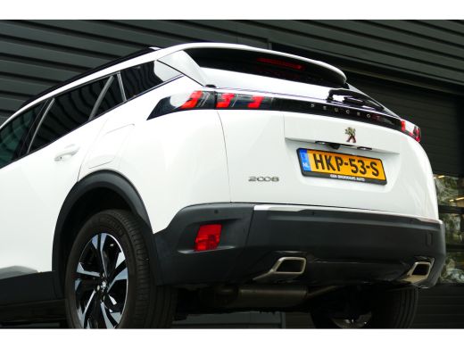 Peugeot 2008 Peugeot 1.2 PURETECH 130PK ALLURE PACK / NAVI / LED / PDC / CLIMA / 17"LMV / CAMERA / KEYLESS / W... ActivLease financial lease