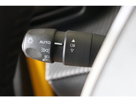 Peugeot 208 1.2 PureTech Active Pack 100 | Navi | Airco | Cruise control | Parkeersenoren achter | DAB | ActivLease financial lease