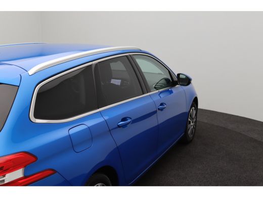 Peugeot 308 SW Peugeot 1.2 PureTech Blue Lease Allure | Achteruitrijcamera | Airco (automatisch) | Apple Carp... ActivLease financial lease