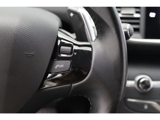 Peugeot 308 SW Peugeot 1.2 PureTech Blue Lease Allure | Achteruitrijcamera | Airco (automatisch) | Apple Carp... ActivLease financial lease