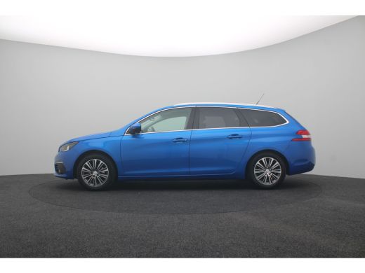 Peugeot 308 SW Peugeot 1.2 PureTech Blue Lease Allure | Achteruitrijcamera | Airco (automatisch) | Apple Carp... ActivLease financial lease
