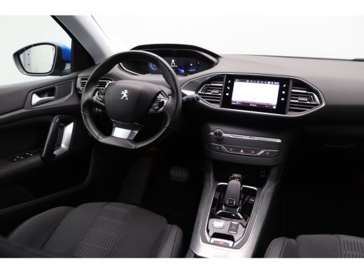 Peugeot 308 SW Peugeot 1.2 PureTech Blue Lease Allure | Achteruitrijcamera | Airco (automatisch) | Apple Carp... ActivLease financial lease
