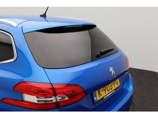 Peugeot 308 SW Peugeot 1.2 PureTech Blue Lease Allure | Achteruitrijcamera | Airco (automatisch) | Apple Carp... ActivLease financial lease