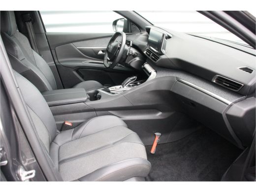 Peugeot 5008 1.2 PURETECH 130PK 7-ZITS ALLURE PACK AUTOMAAT / NAVI / CLIMA / PDC / 18" LMV / CAMERA / KEYLESS ... ActivLease financial lease