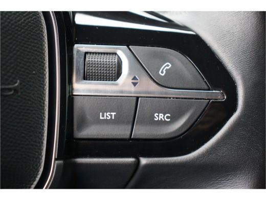 Peugeot 5008 1.2 PURETECH 130PK 7-ZITS ALLURE PACK AUTOMAAT / NAVI / CLIMA / PDC / 18" LMV / CAMERA / KEYLESS ... ActivLease financial lease