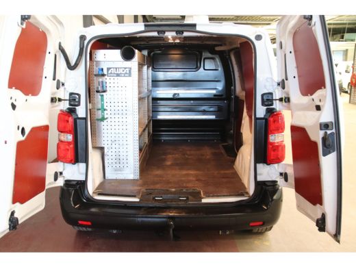 Peugeot Expert 1.5 BlueHDI L2H1 MET INRICHTING EN TREKHAAK ActivLease financial lease