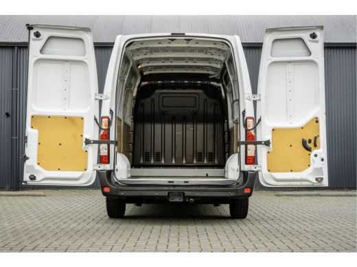 Renault Master 2.3 dCi L2H2 | 136 PK | Camera | LED | Cruise | Airco | Euro 6 ActivLease financial lease