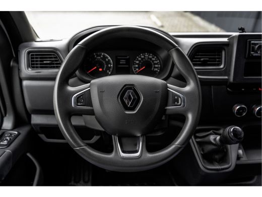 Renault Master 2.3 dCi L2H2 | 136 PK | Camera | LED | Cruise | Airco | Euro 6 ActivLease financial lease