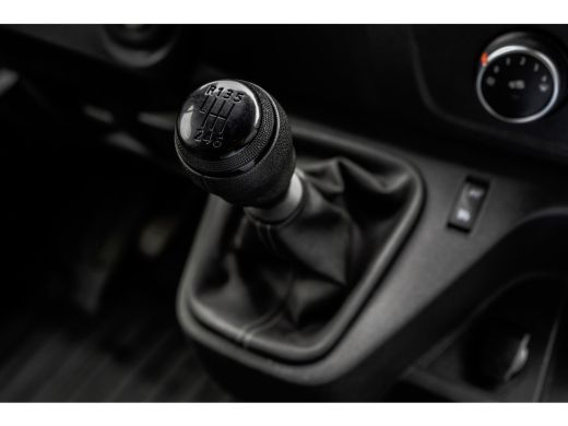 Renault Master 2.3 dCi L2H2 | 136 PK | Camera | LED | Cruise | Airco | Euro 6 ActivLease financial lease