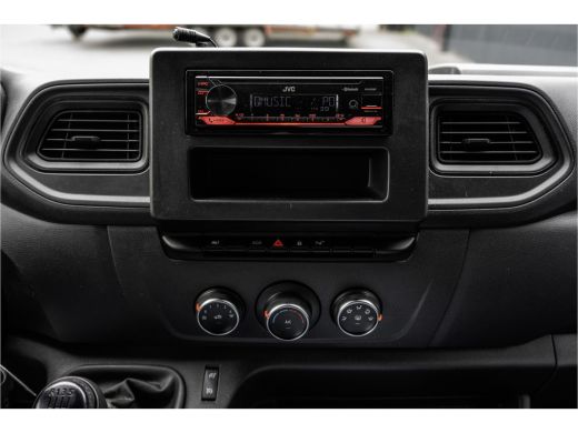 Renault Master 2.3 dCi L2H2 | 136 PK | Camera | LED | Cruise | Airco | Euro 6 ActivLease financial lease