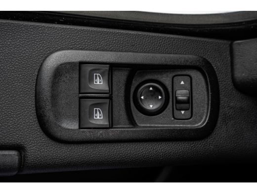 Renault Master 2.3 dCi L2H2 | 136 PK | Camera | LED | Cruise | Airco | Euro 6 ActivLease financial lease