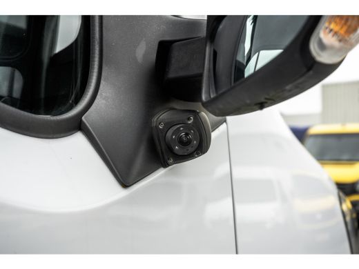 Renault Master 2.3 dCi L2H2 | 136 PK | Camera | LED | Cruise | Airco | Euro 6 ActivLease financial lease