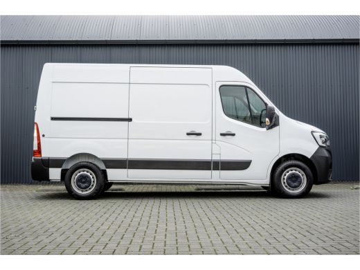 Renault Master 2.3 dCi L2H2 | 136 PK | Camera | LED | Cruise | Airco | Euro 6 ActivLease financial lease