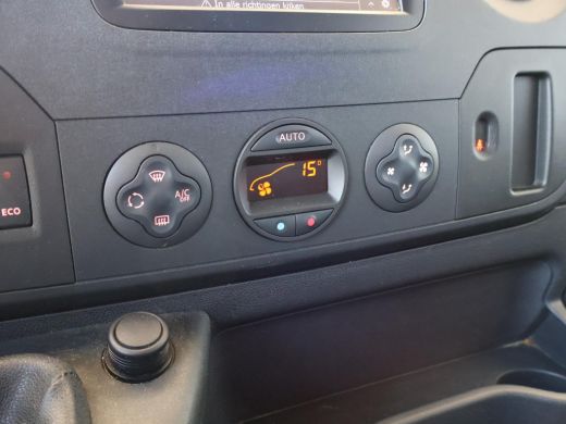 Renault Master T35 2.3 DCI 145 PK DUBBEL LUCHT L4H3 + 3500 KG TREKHAAK ActivLease financial lease