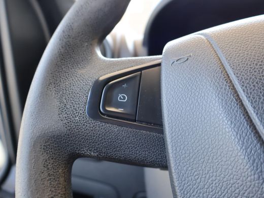 Renault Master T35 2.3 DCI 145 PK DUBBEL LUCHT L4H3 + 3500 KG TREKHAAK ActivLease financial lease