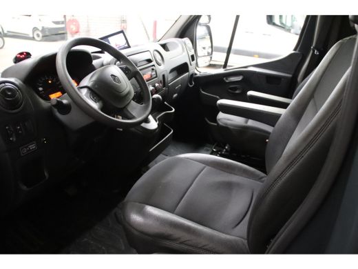 Renault Master T35 2.3 dCi 170PK AUTOMAAT LOWLINER VERKOOPWAGEN 170PK AUTOMAAT LOWLINER VERKOOPWAGEN ActivLease financial lease