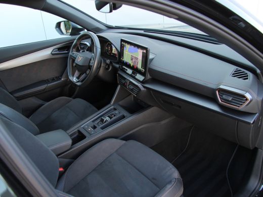 Seat Formentor 1.4 e-Hybrid VZ 245pk Tribe Edition ActivLease financial lease