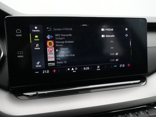 Skoda Octavia Combi 1.0 e-TSI 110pk DSG Business Edition Trekhaak Navigatie Pdc Clima 82 ActivLease financial lease