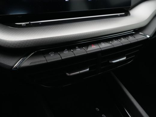 Skoda Octavia Combi 1.0 e-TSI 110pk DSG Business Edition Trekhaak Navigatie Pdc Clima 82 ActivLease financial lease