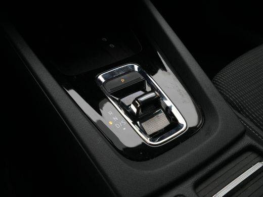 Skoda Octavia Combi 1.0 e-TSI 110pk DSG Business Edition Trekhaak Navigatie Pdc Clima 82 ActivLease financial lease
