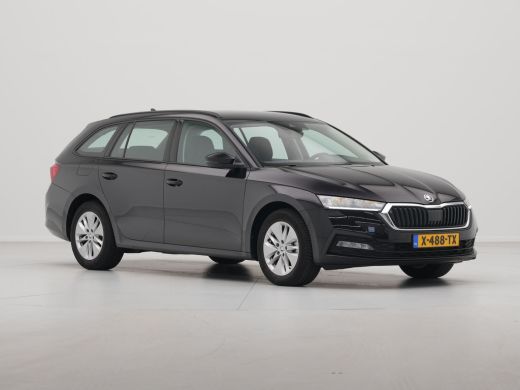 Skoda Octavia Combi 1.0 e-TSI 110pk DSG Business Edition Trekhaak Navigatie Pdc Clima ActivLease financial lease