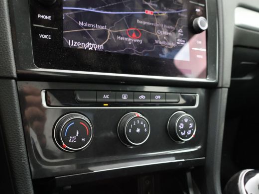 Volkswagen Golf 1.6 TDI 5-DEURS *BTW* + APPLE CARPLAY | TREKHAAK | DAB+ | NAVIGATIE ActivLease financial lease