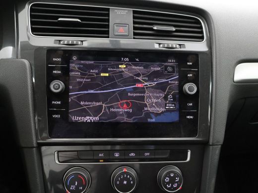Volkswagen Golf 1.6 TDI 5-DEURS *BTW* + APPLE CARPLAY | TREKHAAK | DAB+ | NAVIGATIE ActivLease financial lease