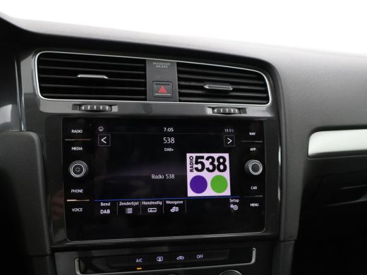 Volkswagen Golf 1.6 TDI 5-DEURS *BTW* + APPLE CARPLAY | TREKHAAK | DAB+ | NAVIGATIE ActivLease financial lease