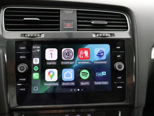 Volkswagen Golf 1.6 TDI 5-DEURS *BTW* + APPLE CARPLAY | TREKHAAK | DAB+ | NAVIGATIE ActivLease financial lease