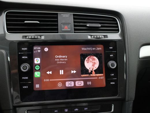 Volkswagen Golf 1.6 TDI 5-DEURS *BTW* + APPLE CARPLAY | TREKHAAK | DAB+ | NAVIGATIE ActivLease financial lease