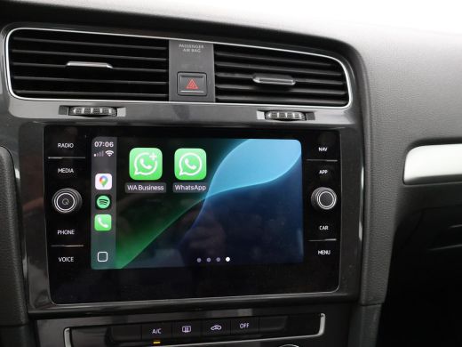 Volkswagen Golf 1.6 TDI 5-DEURS *BTW* + APPLE CARPLAY | TREKHAAK | DAB+ | NAVIGATIE ActivLease financial lease