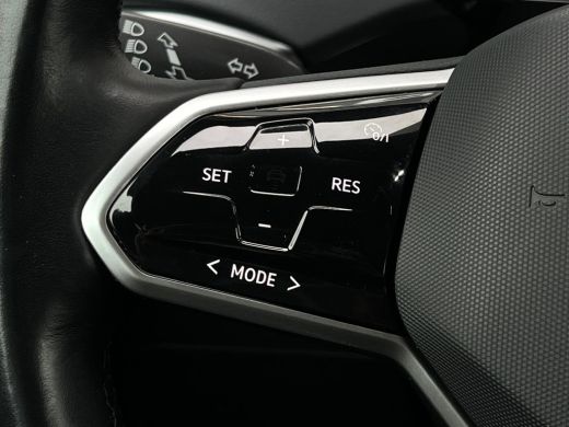 Volkswagen ID.4 First 204 pk 77 kWh | Achteruitrijcamera | Apple Carplay/Android Auto|telefoonintegratie premium ... ActivLease financial lease