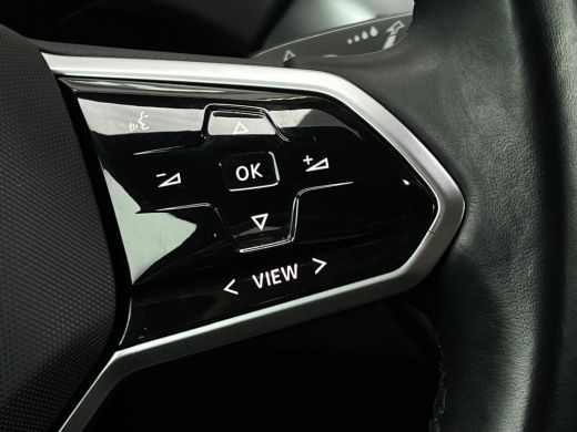 Volkswagen ID.4 First 204 pk 77 kWh | Achteruitrijcamera | Apple Carplay/Android Auto|telefoonintegratie premium ... ActivLease financial lease