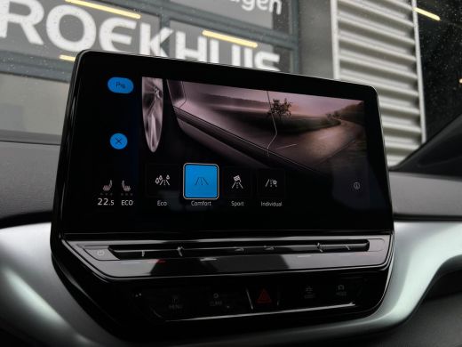 Volkswagen ID.4 First 204 pk 77 kWh | Achteruitrijcamera | Apple Carplay/Android Auto|telefoonintegratie premium ... ActivLease financial lease