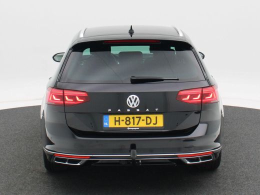 Volkswagen Passat Variant 1.5 TSi 150 Pk Automaat R-Line | Adaptive Cruise | CarPlay | Navigatie | Bluetooth | Park... ActivLease financial lease