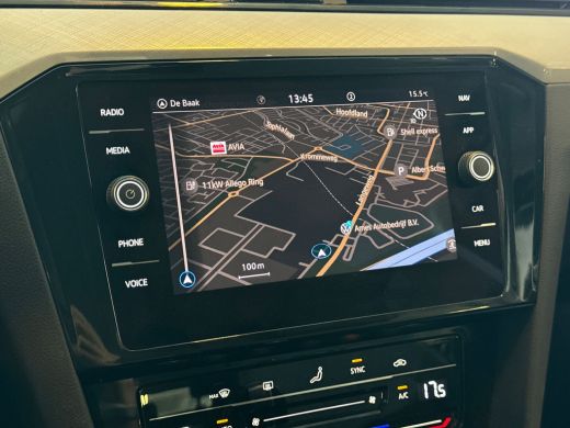 Volkswagen Passat Variant 1.5 150pk TSI Business | Navigatiesysteem | Elektrisch bedienbare achterklep | App Connect | ActivLease financial lease