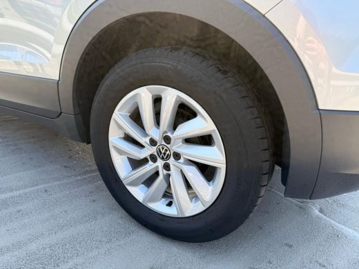 Volkswagen T-Cross 1.0 96PK TSI Life | Airco | ACC | PDC V+A | Apple Carplay ActivLease financial lease