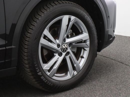 Volkswagen T-Roc Cabrio 1.5 TSI R-Line 150PK DSG Adaptieve Cruise Controle, Stoel-Stuurverwarming, Side Assist, Navi, Par... ActivLease financial lease