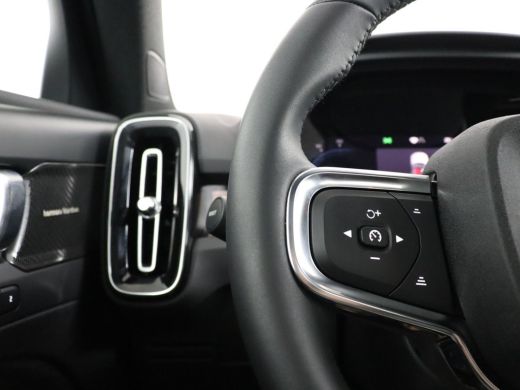 Volvo  C40 Twin Ultimate Elektrisch verstelbare stoel incl. geheugen | Premium Audio by Harman Kardon | Visu... ActivLease financial lease