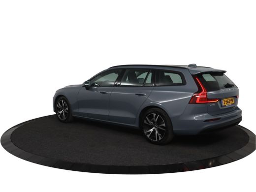 Volvo  V60 B3 Essential Edition | Stoel & stuurwielverwarming | Trekhaak | Parkassist camera | DAB+ | ActivLease financial lease