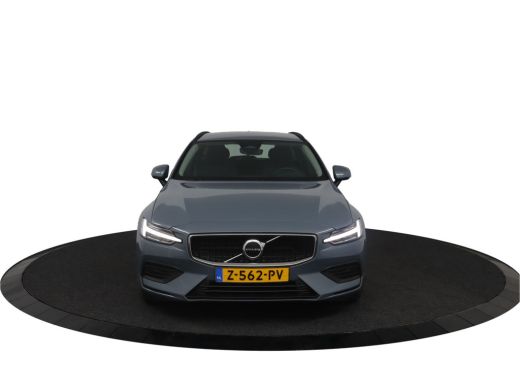 Volvo  V60 B3 Essential Edition | Stoel & stuurwielverwarming | Trekhaak | Parkassist camera | DAB+ | ActivLease financial lease