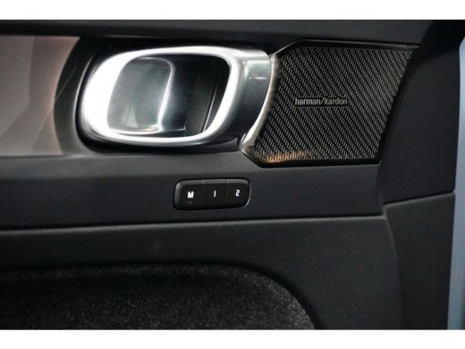 Volvo  XC40 Volvo T5 Plus Dark | Stoel/Stuurverwarmin | Adaptive Cruise Control ActivLease financial lease