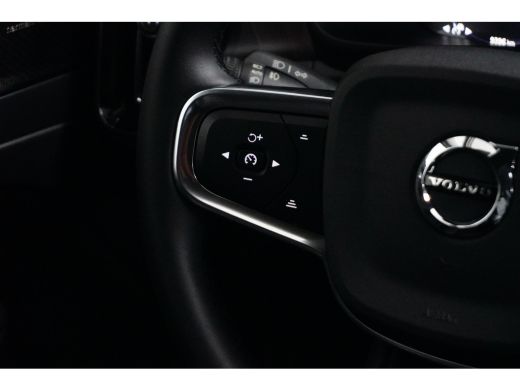 Volvo  XC40 Volvo T5 Plus Dark | Stoel/Stuurverwarmin | Adaptive Cruise Control ActivLease financial lease