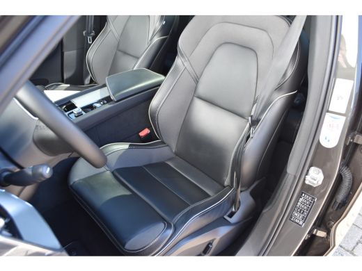 Volvo  XC60 T6 AWD R-Design | PineGrey | HeadUp | PanoramaDak | Camera ActivLease financial lease
